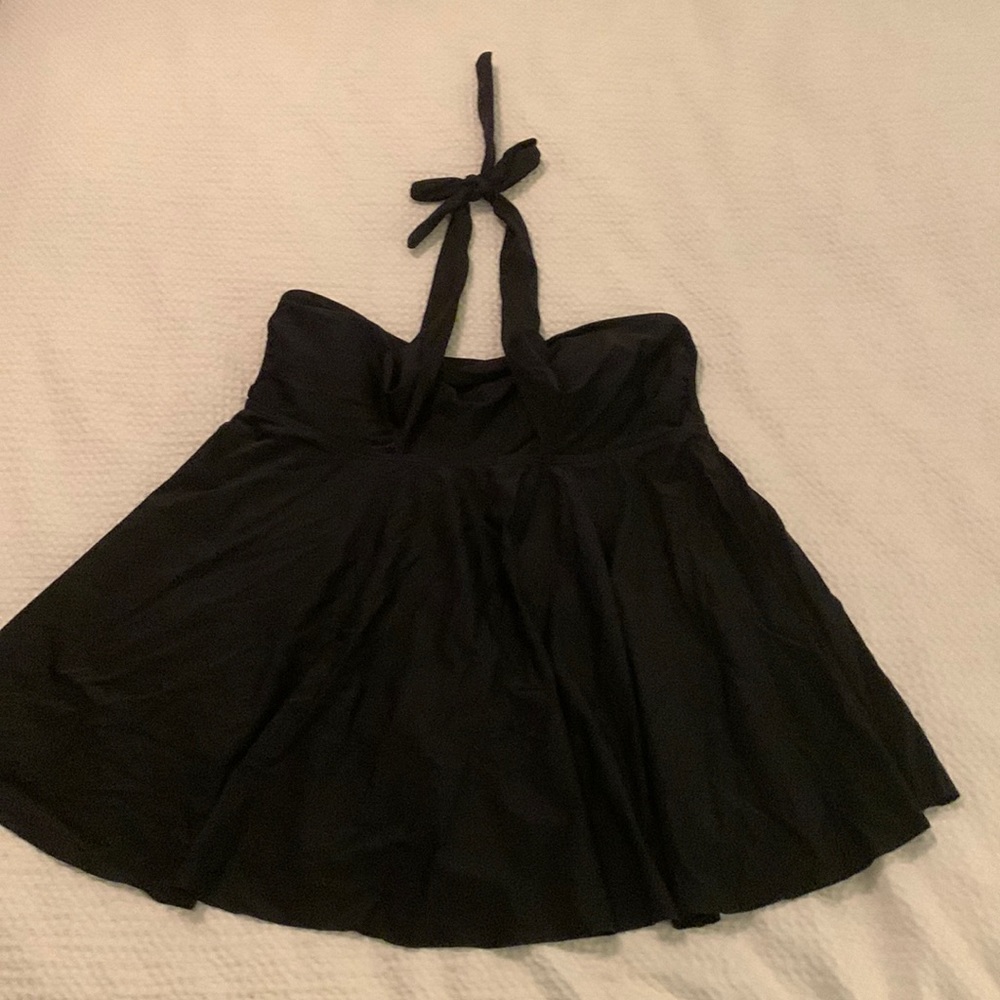 Skirted tankini top